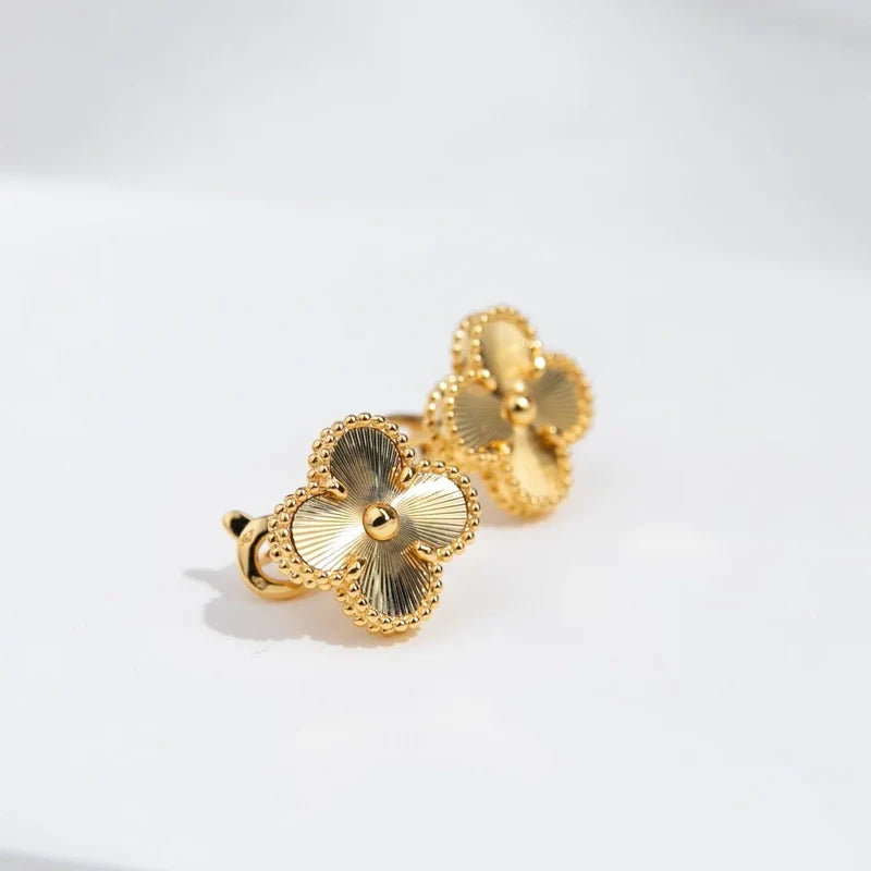 CLOVER | GOLD EARRINGS